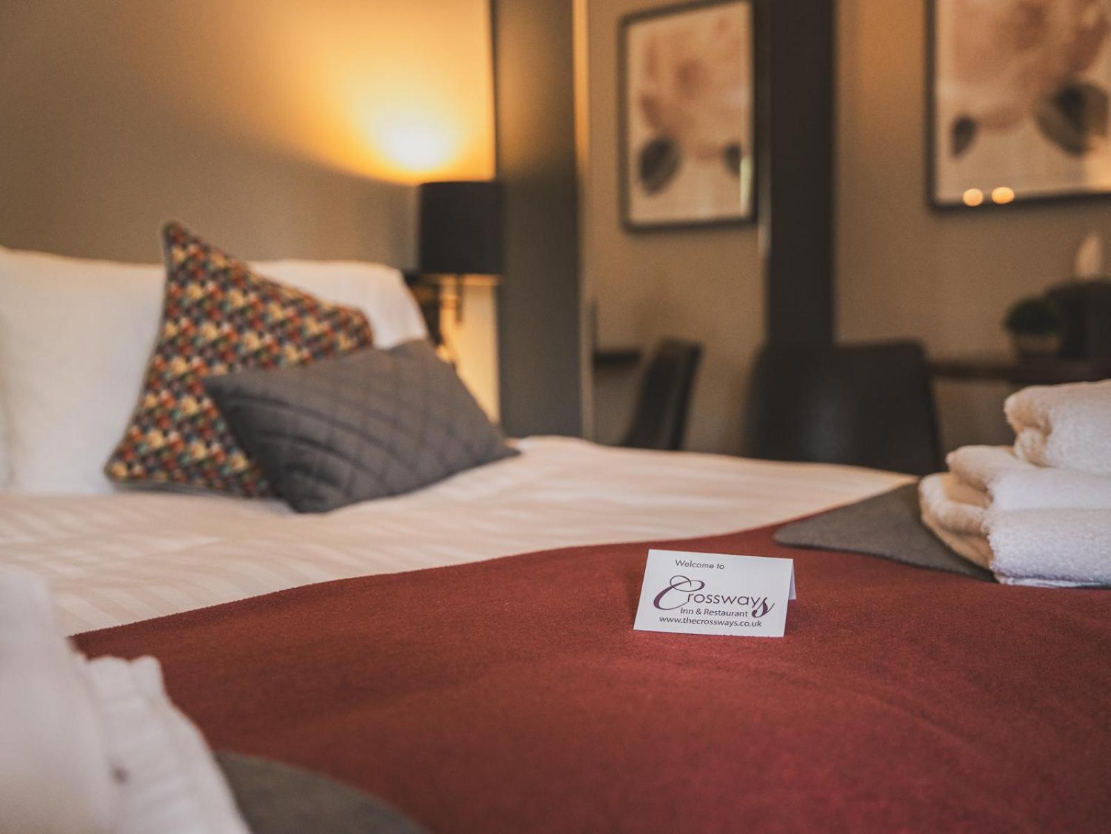 מלון וולס Crossways מראה חיצוני תמונה A guest room at the Inn at the Opera